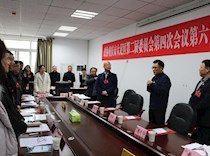 区领导看望参会委员