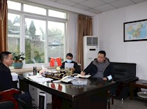 区政协副主席何永忠到高坪镇督导工作